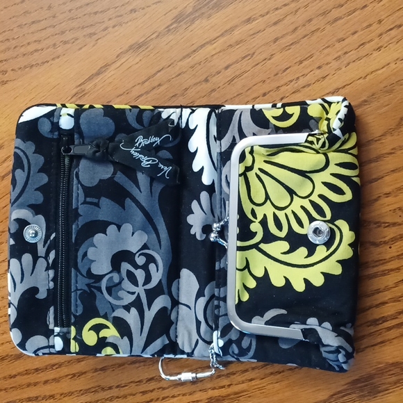 Vera Bradley small wallet - Picture 2 of 4